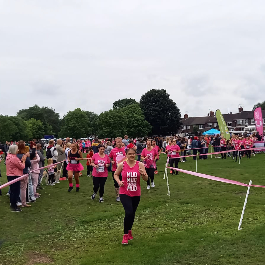 Netty Barlow Cancer Research UK Mud Run